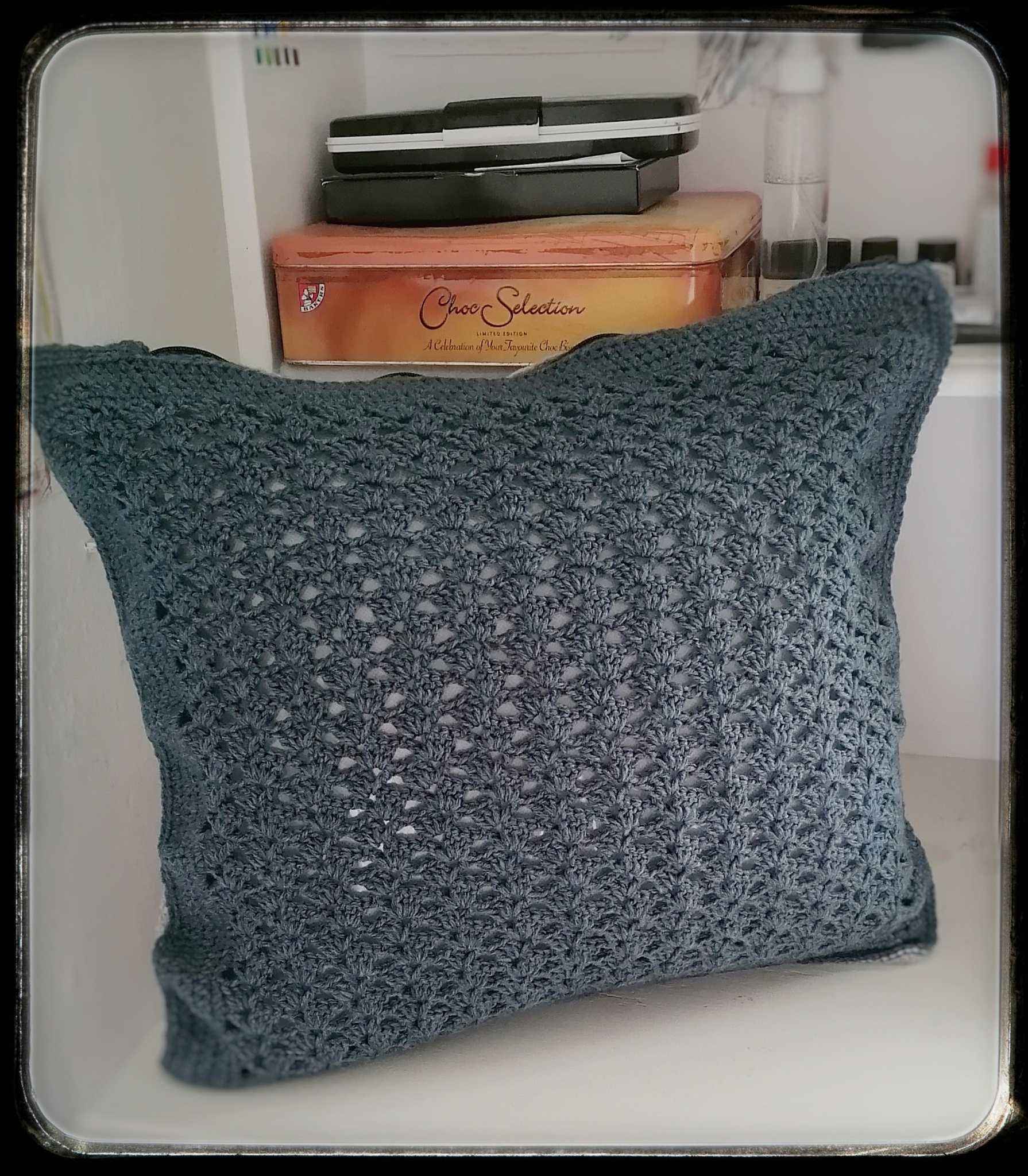 Crochet pillow cover 