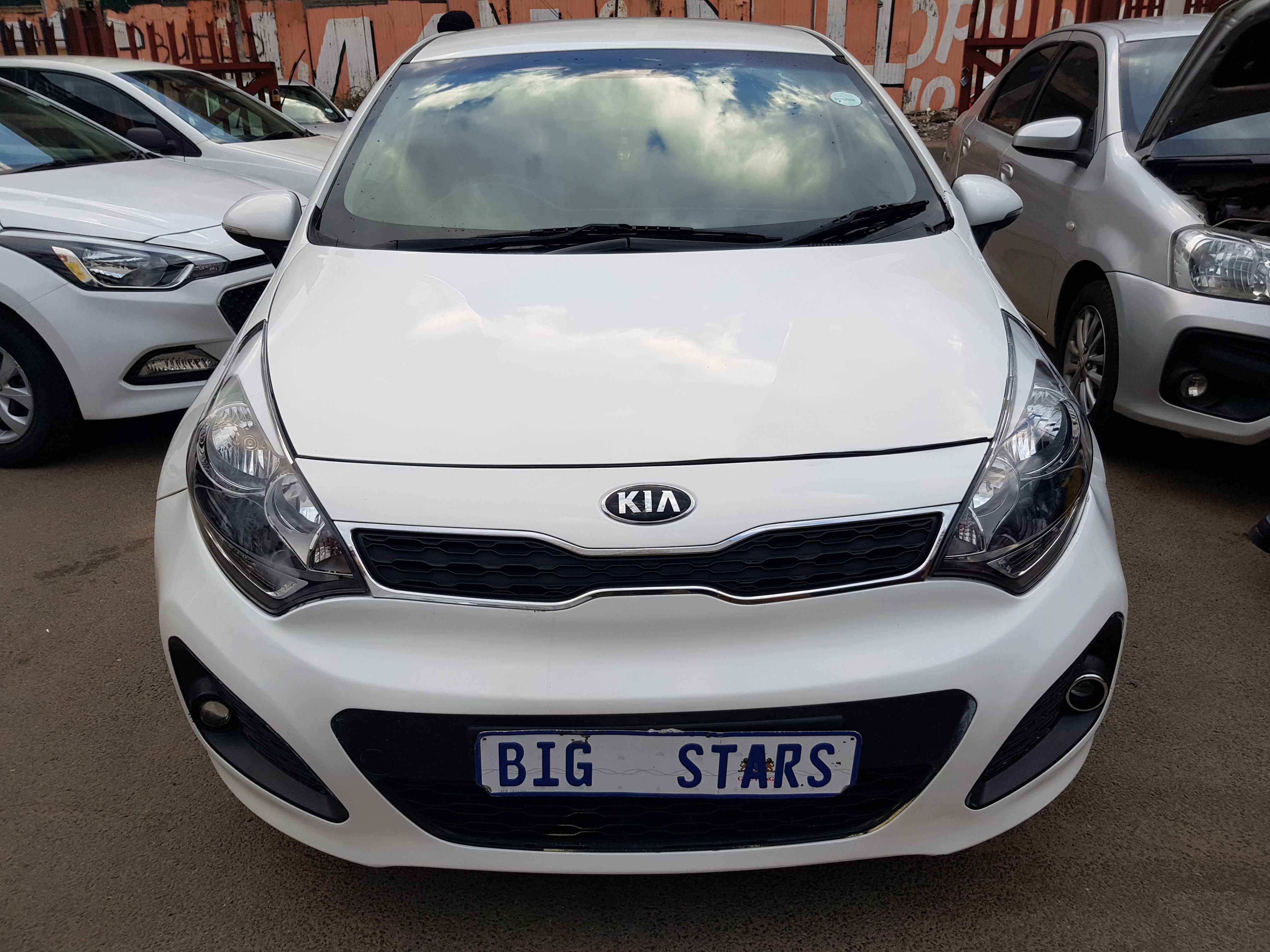 2014 kia rio 1.4Ltrs