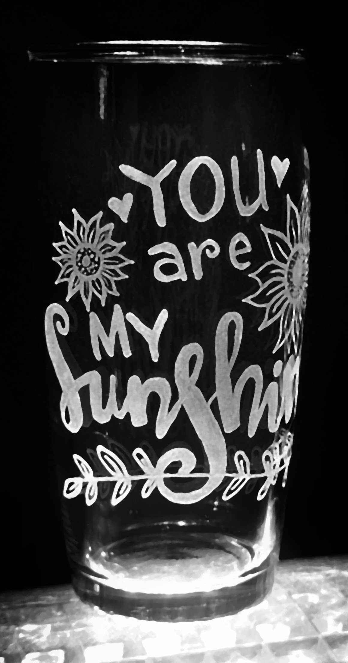 Hand engraved beer glass Sunshine
