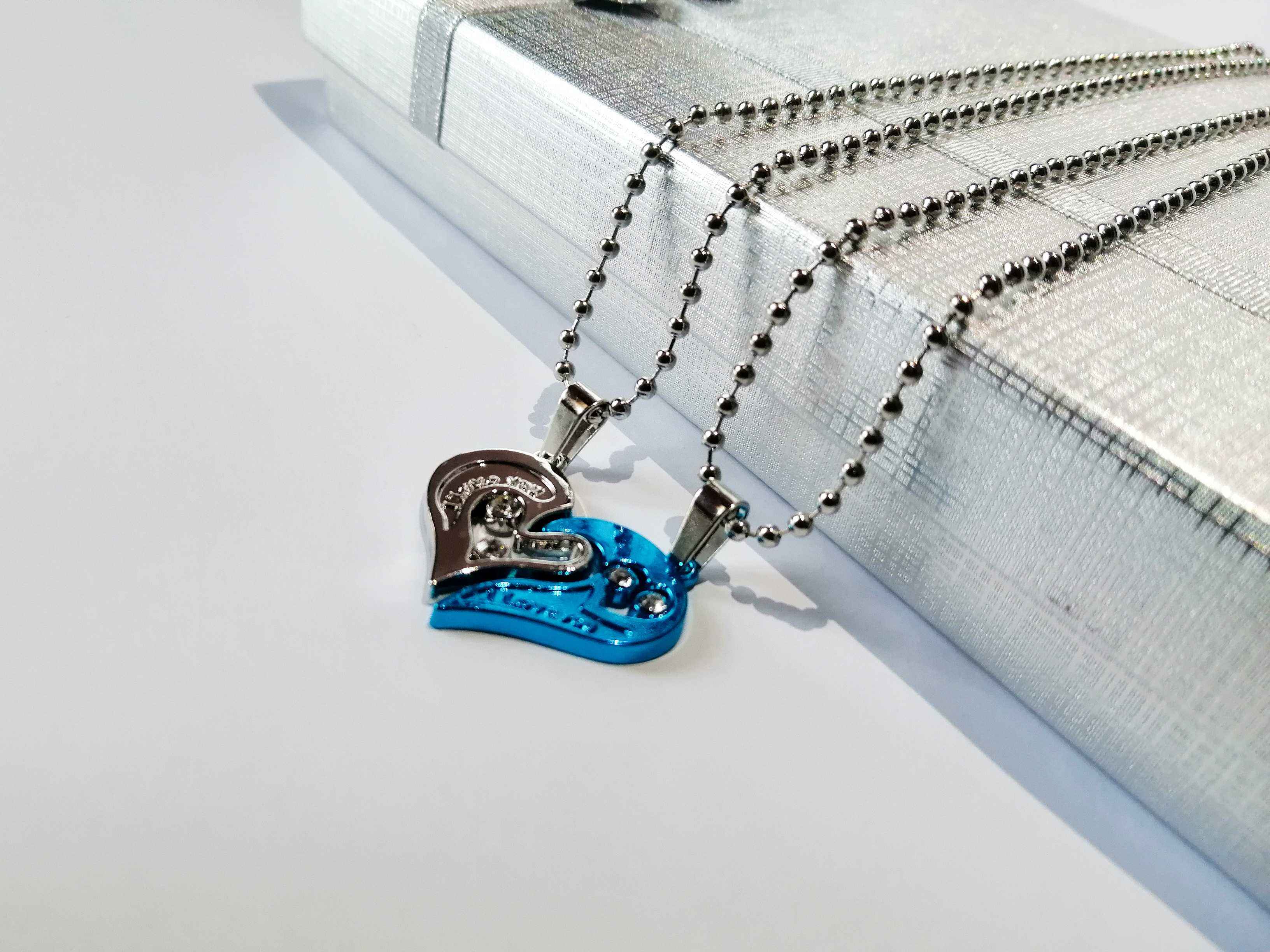 Sher couples necklace