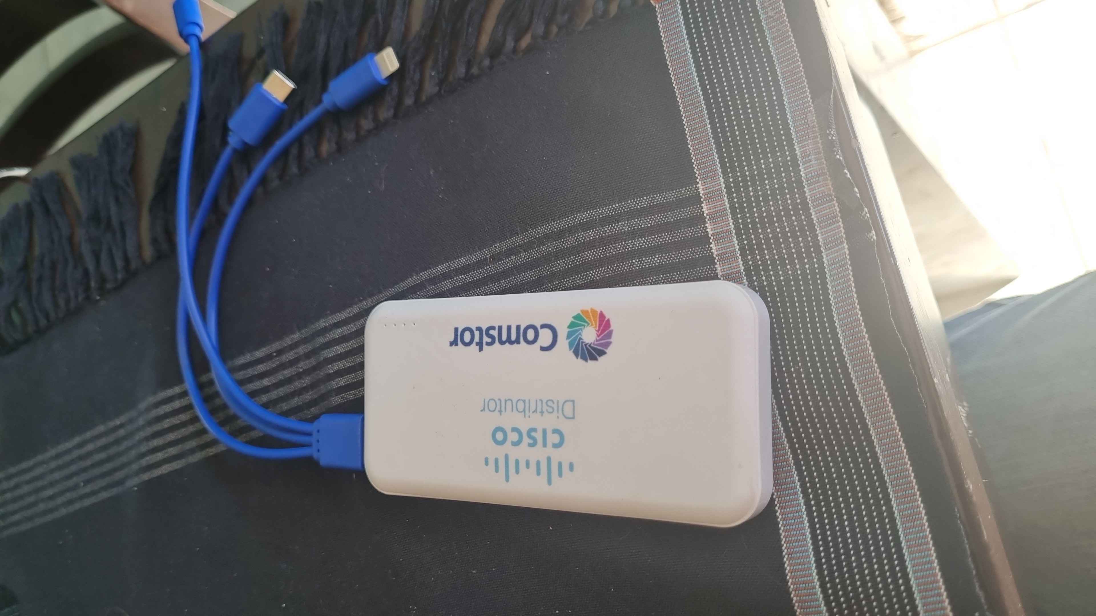 comstor 5000mah powerbank