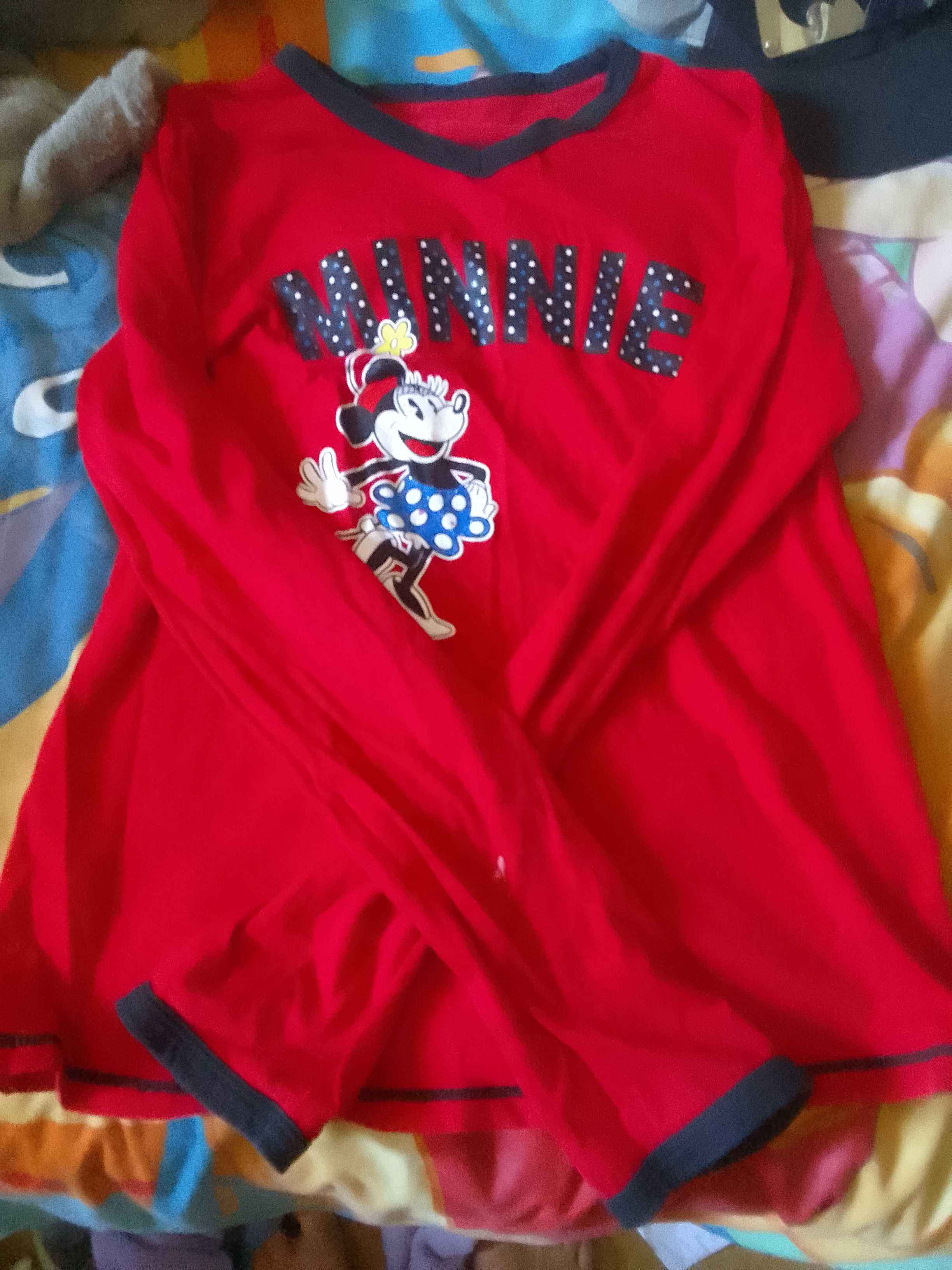 Long sleeved girls shirt