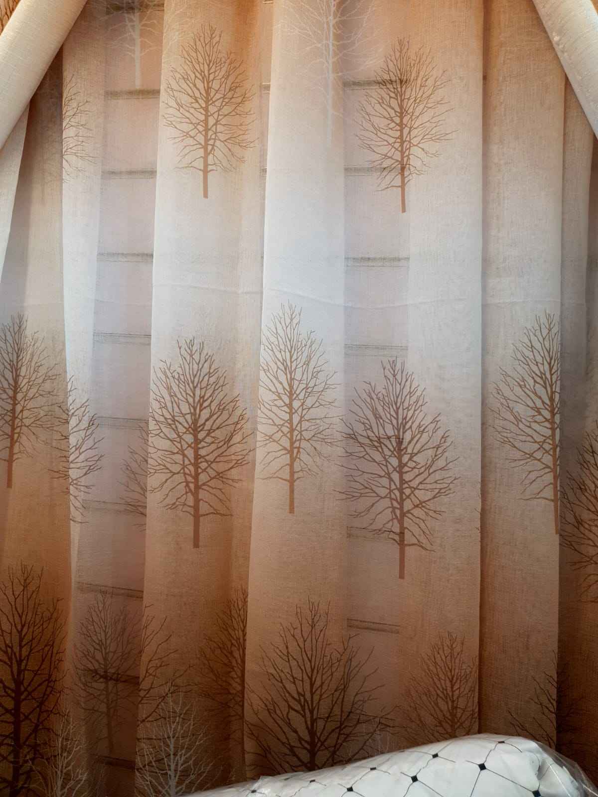 Curtain lace