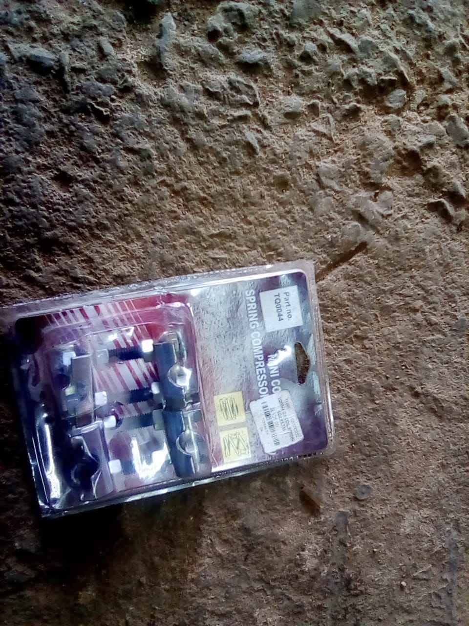 Mini coil spring compressor 