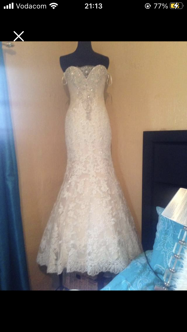 ivory boobtube wedding dress