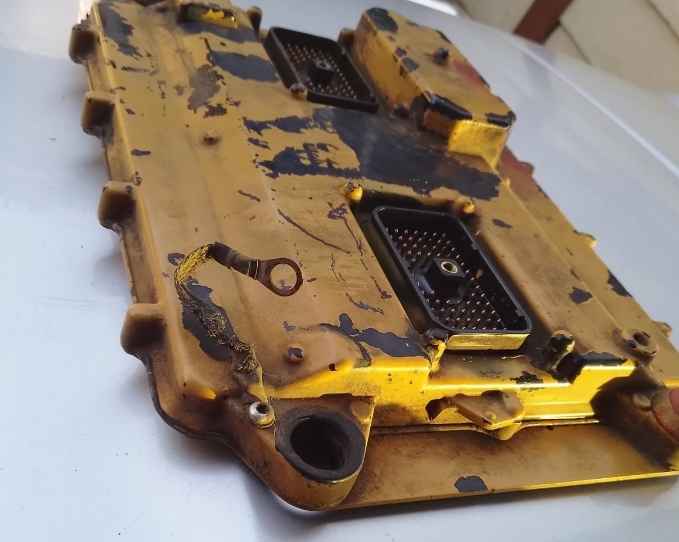 COMPUTER BOX ECM CAT C15