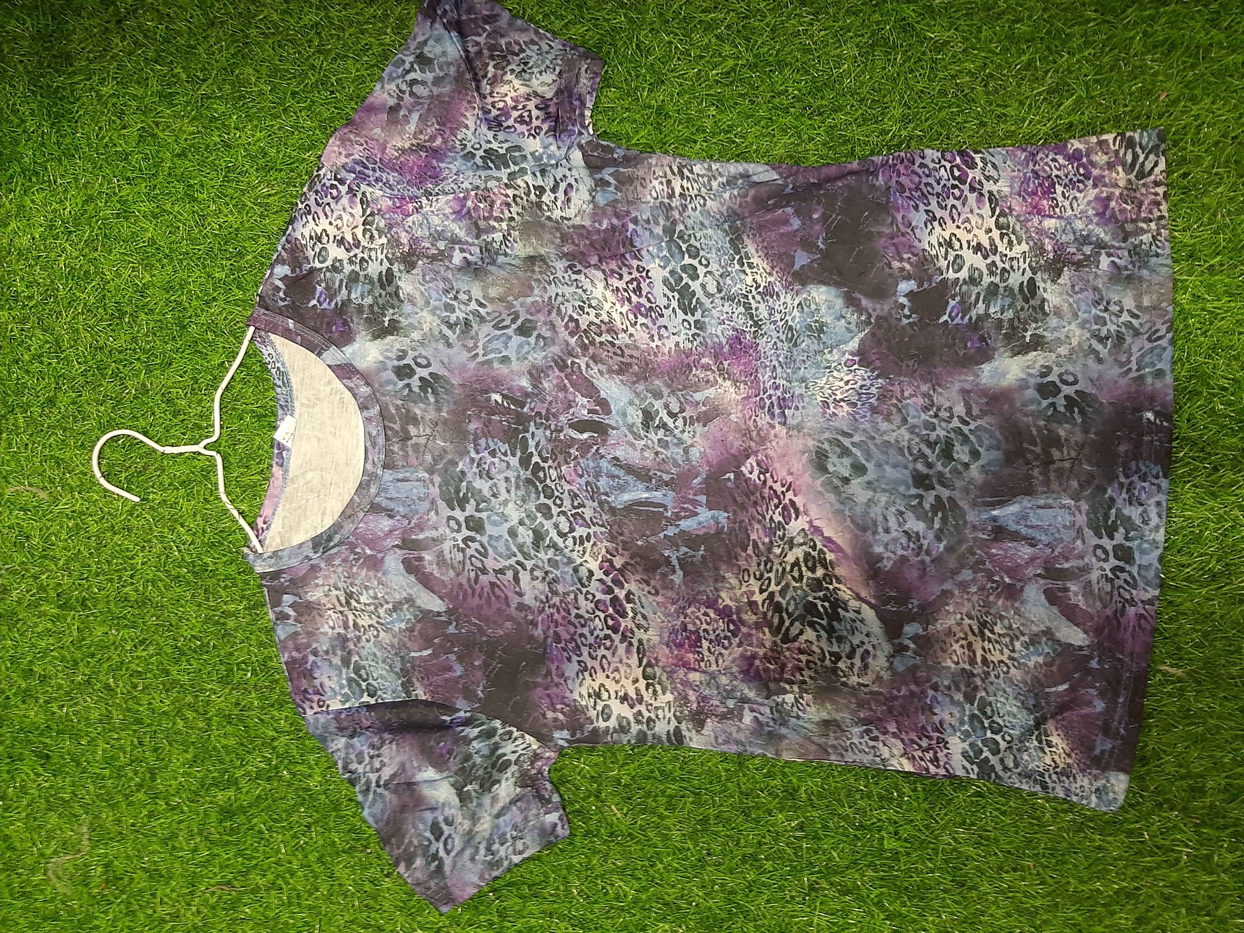 Afrocentric purple print T shirt