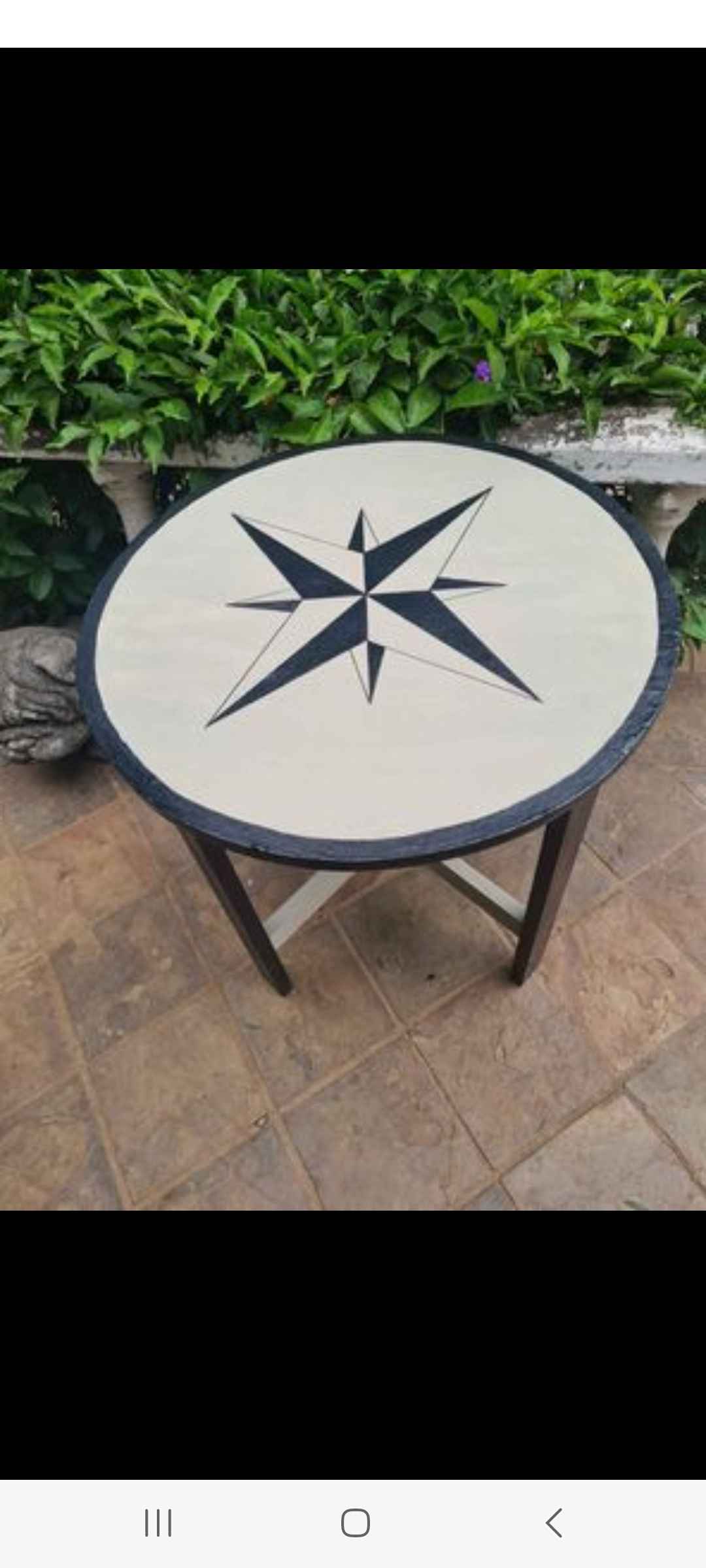 Stunning Round Occasionsl Table