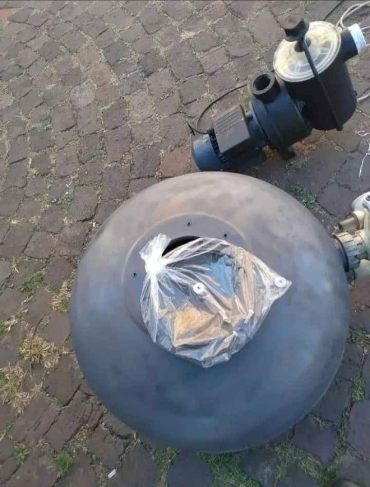 Refurbished swimming pool sand filters and pumps 