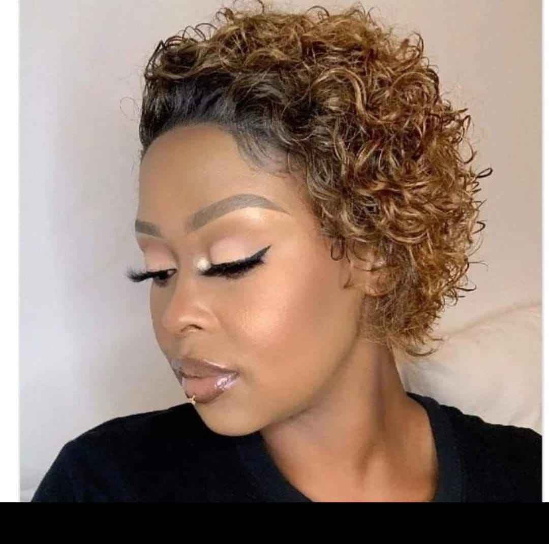 Brazilian glueless lace wig