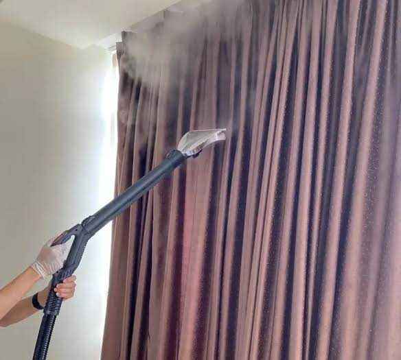 Steam cleaning Curtains/blinds 