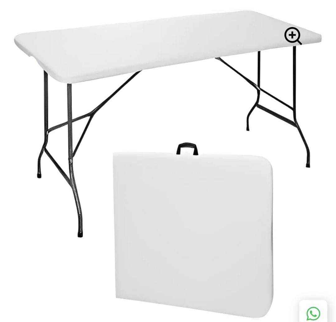 Folding table 
