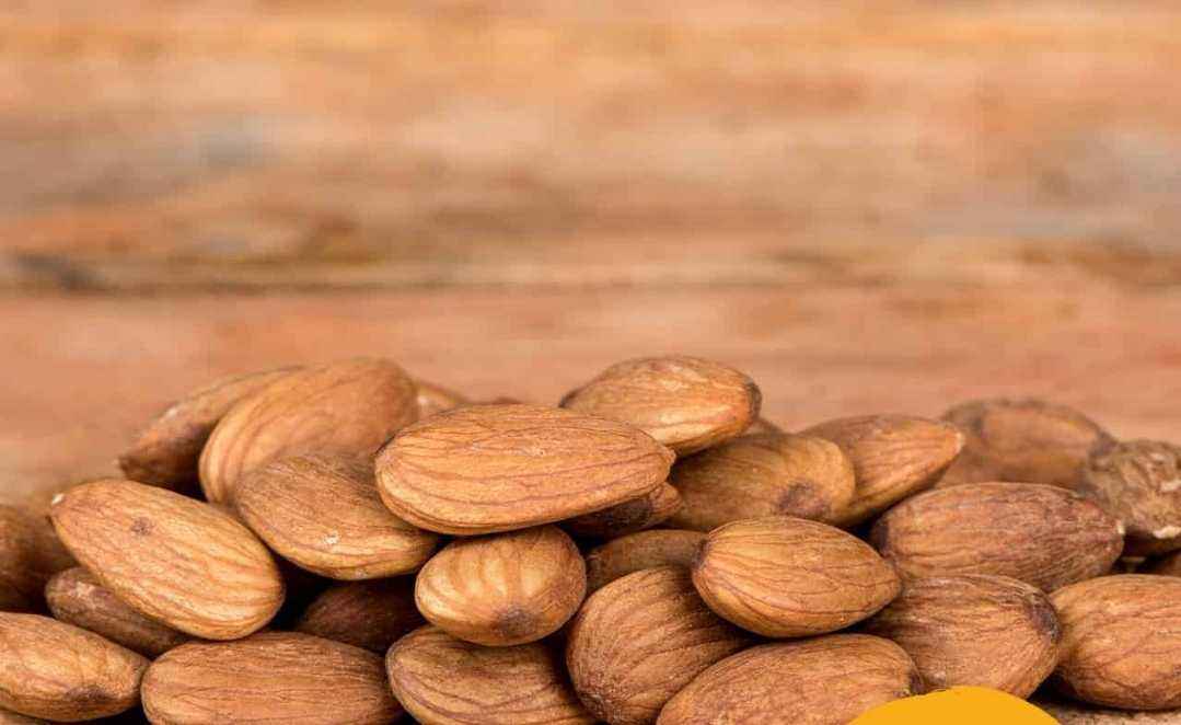 Raw Almonds 