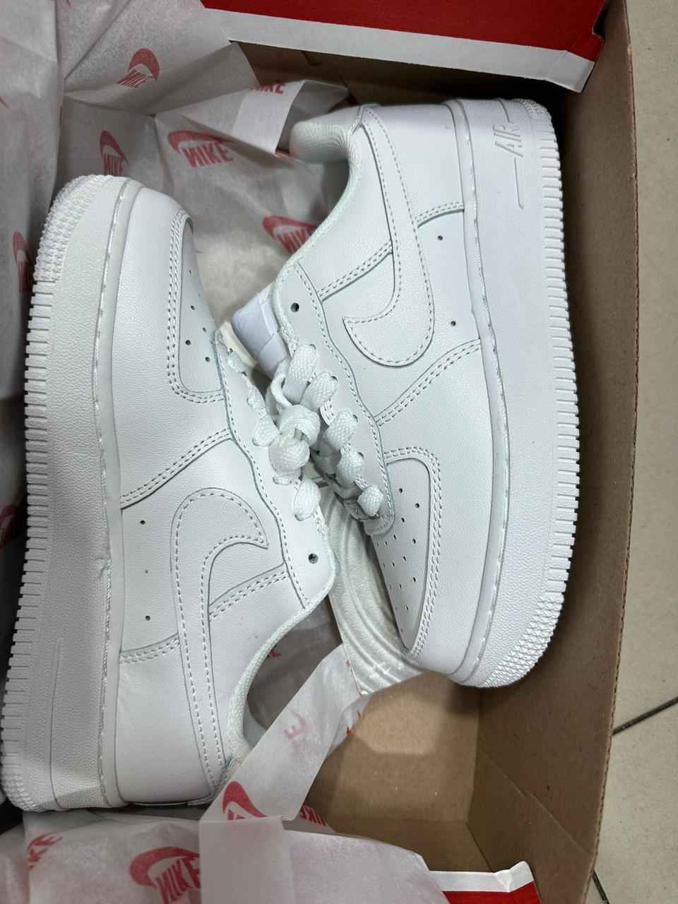 Nike airforce classic 