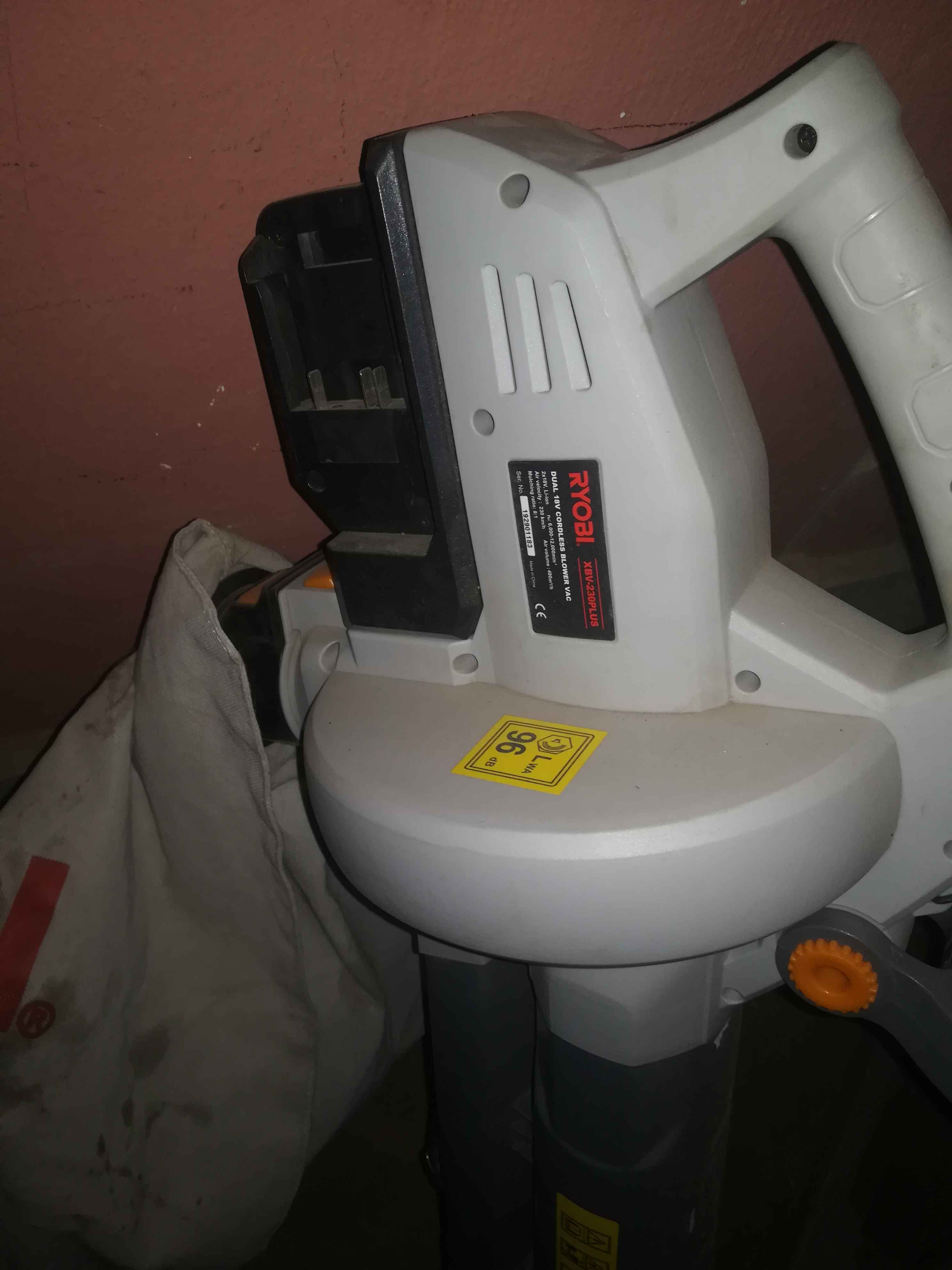 Ryobi cordless trimmer and leaf blower