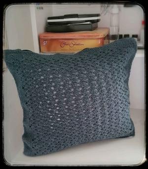 Crochet pillow cover