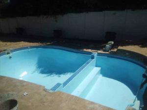 Swimming pool repair