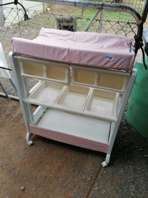 Changing table