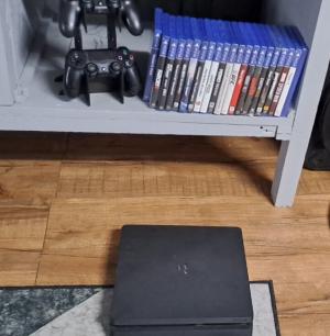 Ps 4 slim