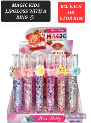 Kids lip tint with a ring