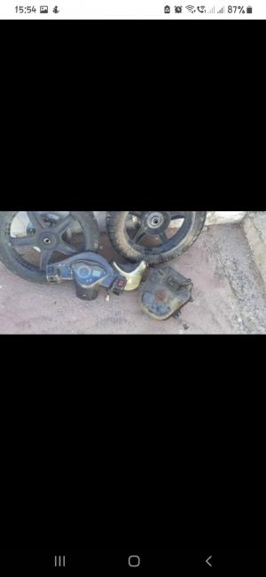 Hi i have 2 rims and tyres