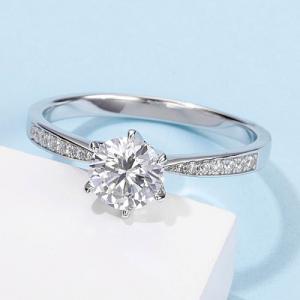 1.00cts  Moissanite  Ring in 925 Silver