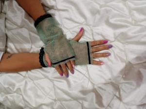 Fingerless Gloves