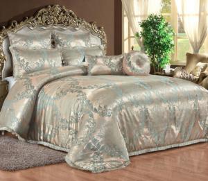 7 piece luxury satin jacquard quilt set