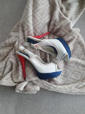 Pre-loved heels