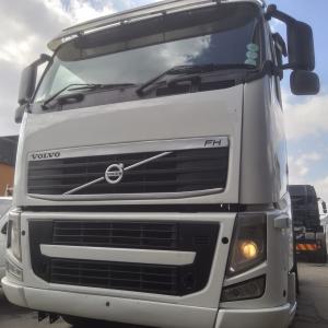 VOLVO FH440 TRUCK TRACTOR FOR SELl
