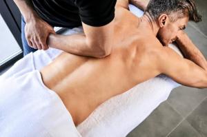 SPORTS MASSAGE 