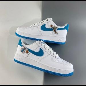 NIKE AIR FORCE 1 LOW