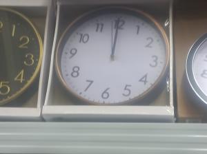 quartz watch wall clock