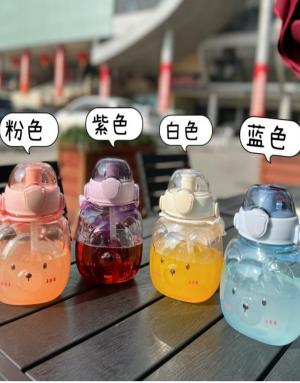 square shape bear cup 