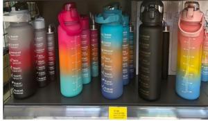 three pcs plastic cup