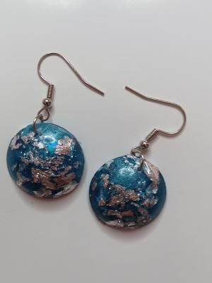 Blue and silver round earrings