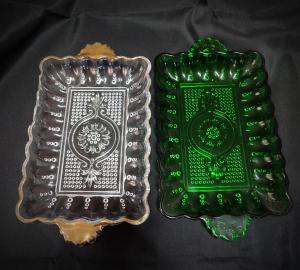 Vintage clear glass relish dish with gold trimmings Vintage green glass relish dish