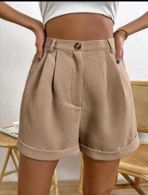 Beautiful short for the boss ladies