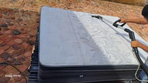 Upholstery cleaning King size Mattress