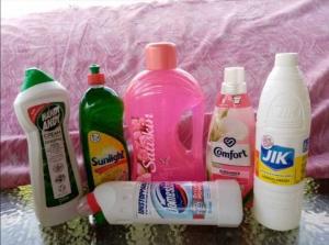 Cleaning detergents combo