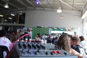 DJ OR PARTY EQUIPMENT 