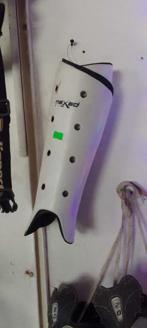 Maxed Hockey Shin Guards