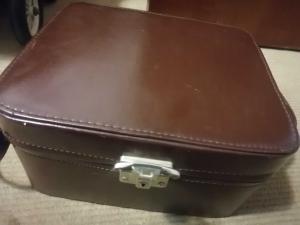 Leather vanity case