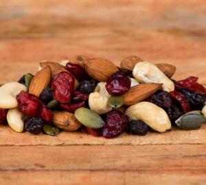 Nuts, Raisins, Berry and Seed mix 100g