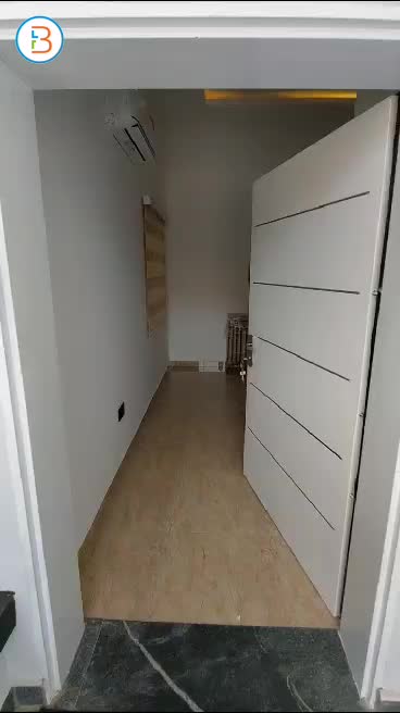 5 bedroom apartment