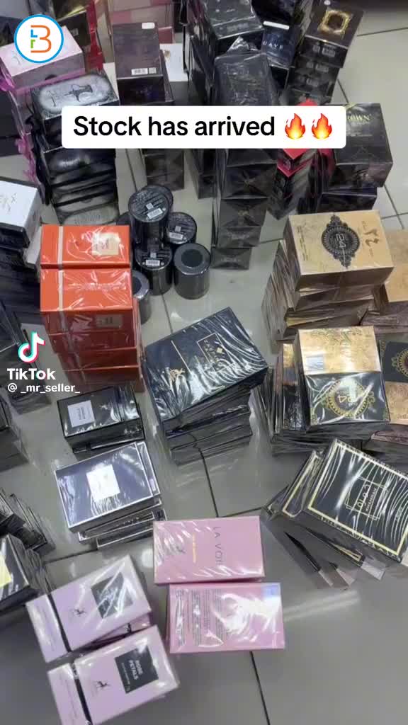 I'm Selling Dubai Perfumes amaqabunga and I do delivery nationwide 

0659101837