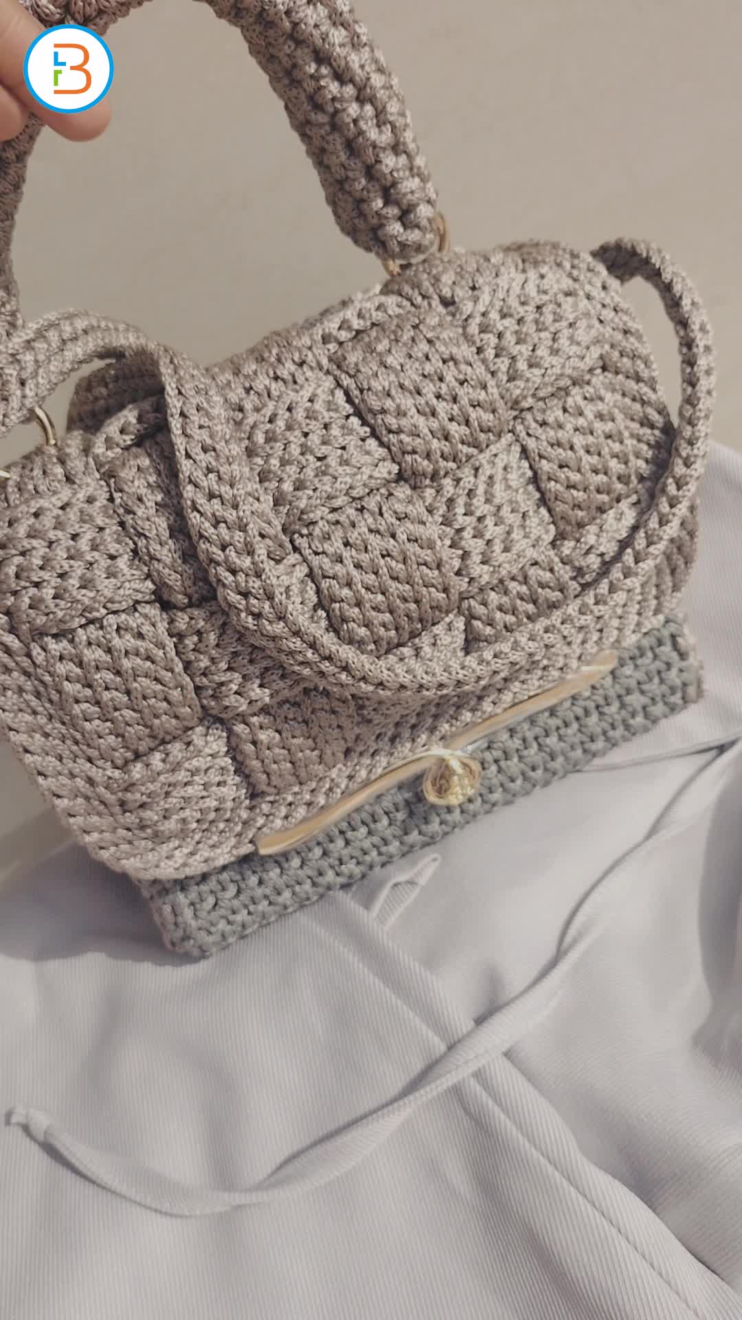 Experience the quality of handmade bag.