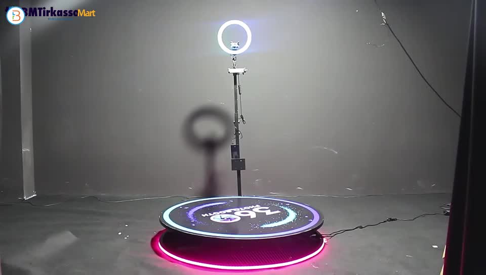 automatic 360 photo booth